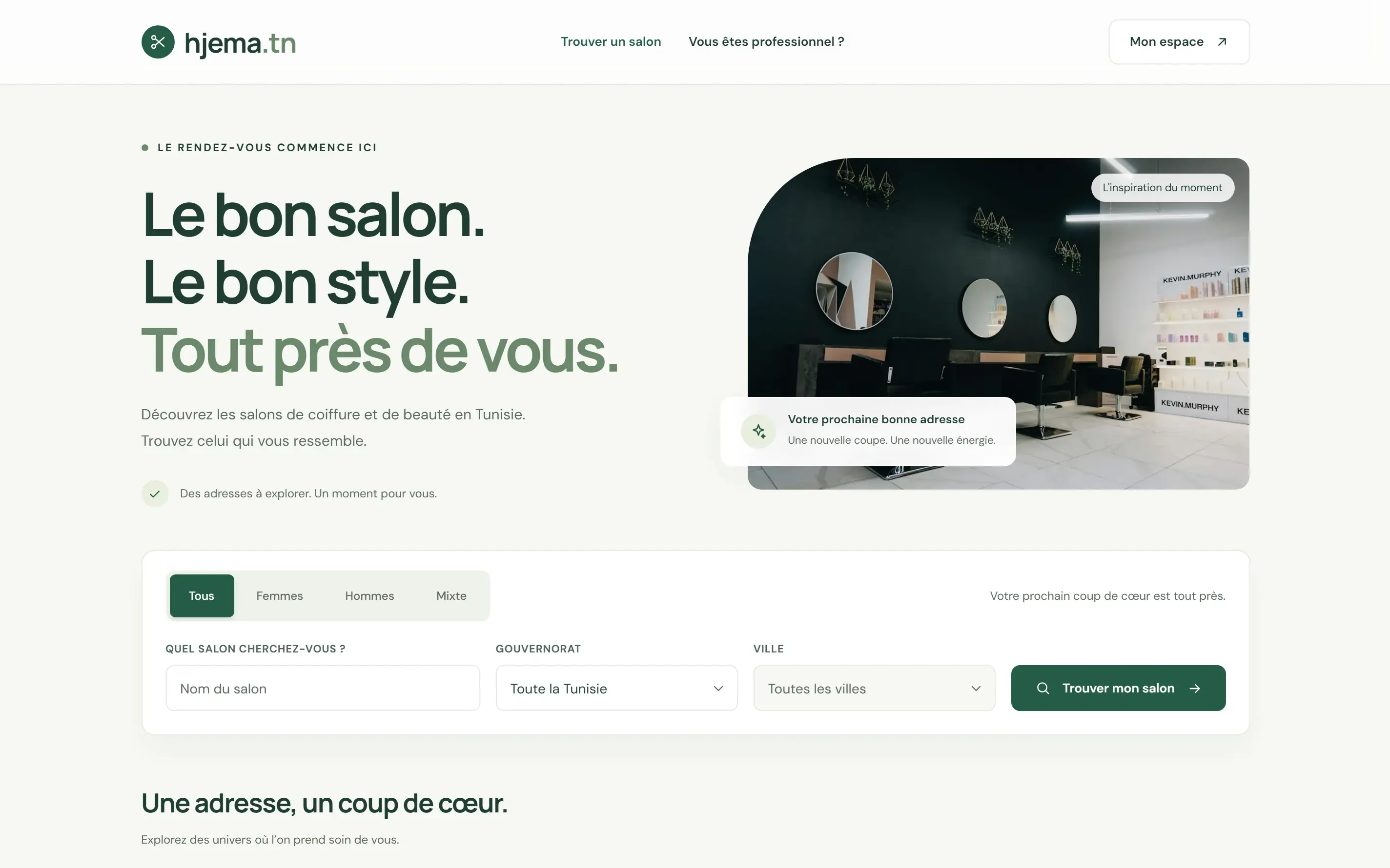 Hjema home: “Le bon salon. Le bon style. Tout près de vous.” hero with a salon photo and a search card with audience tabs, salon name, governorate and city fields and a “Trouver mon salon” button